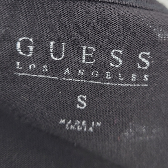 Guess Cold Shoulder Beaded Tee sz S - Picture 13 of 14